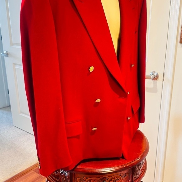 100% Kashmir Virgin Wool Red Blazer. - Picture 2 of 12